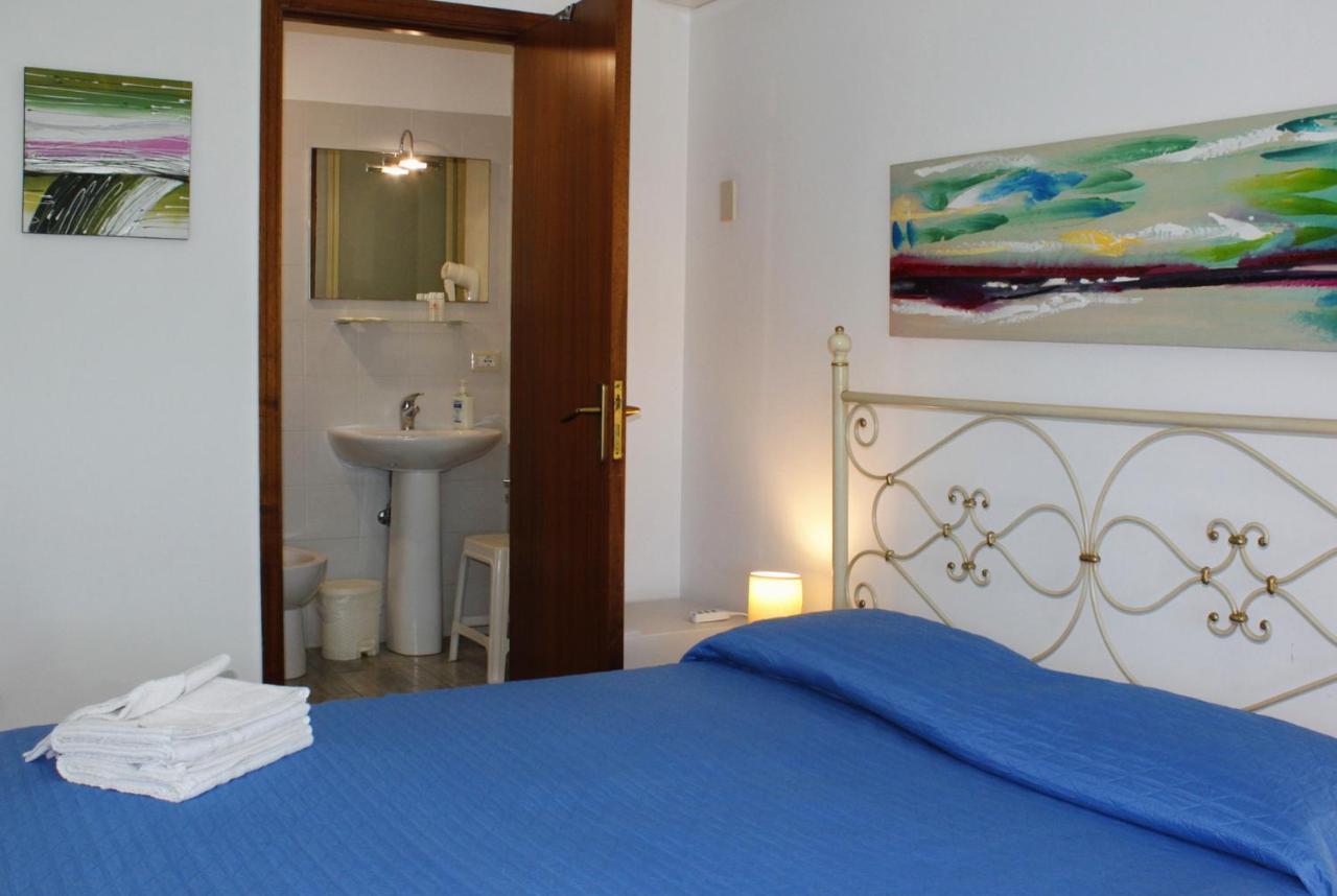 Bed & Breakfast Lighea Giardini-Naxos Extérieur photo