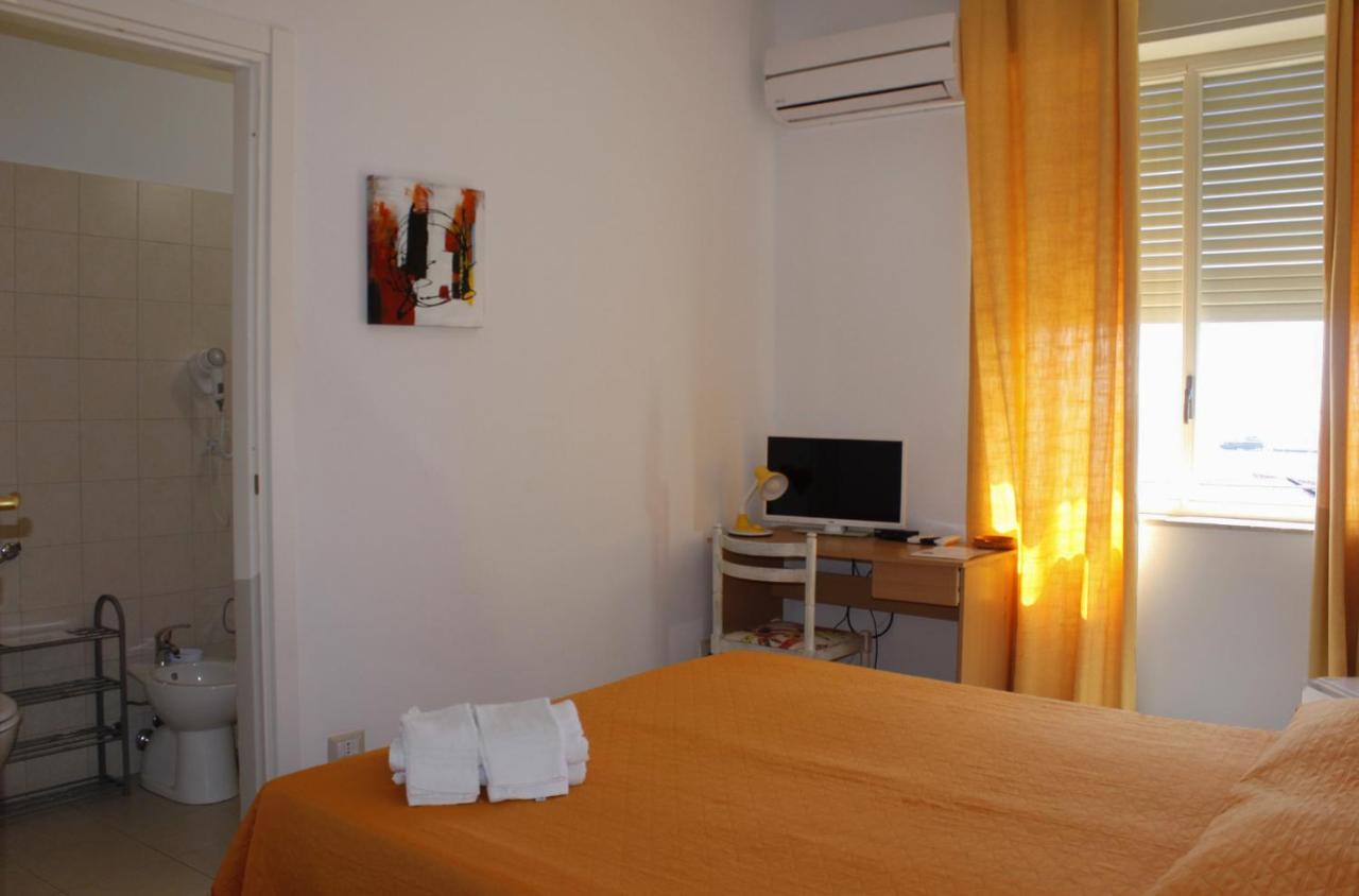 Bed & Breakfast Lighea Giardini-Naxos Extérieur photo