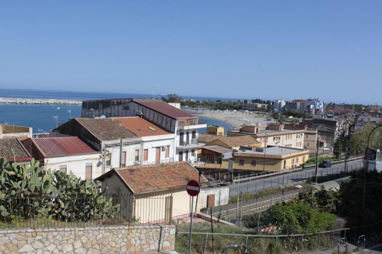Bed & Breakfast Lighea Giardini-Naxos Extérieur photo