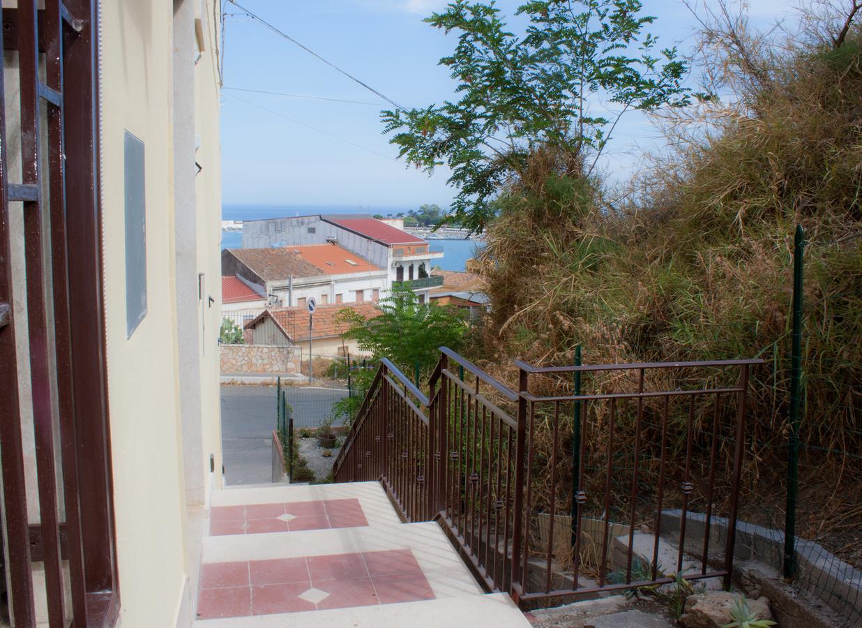Bed & Breakfast Lighea Giardini-Naxos Extérieur photo